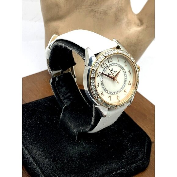 Bulova Women\'s Watch 98L182 Quartz Mother of Pearl Dial Gemmed White Lea… main image 10